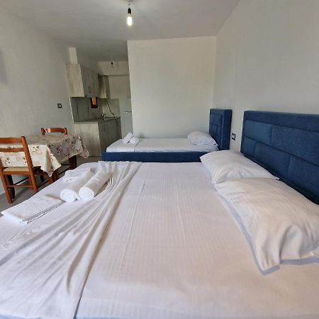 Petrefi Apartments Ksamil Exteriér fotografie
