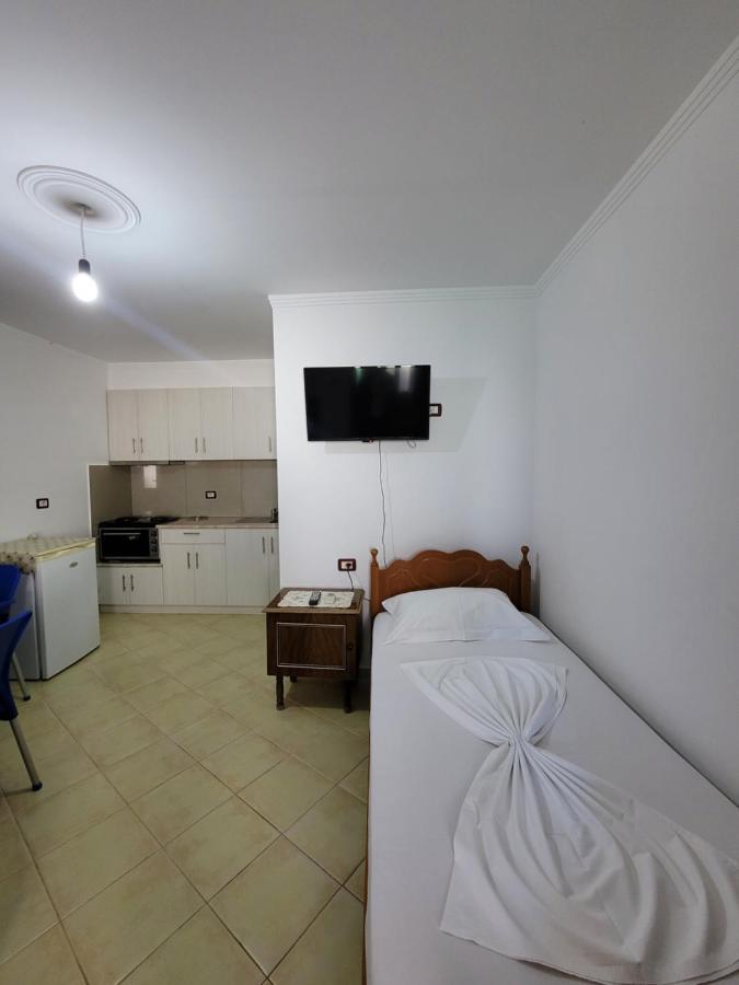 Petrefi Apartments Ksamil Exteriér fotografie