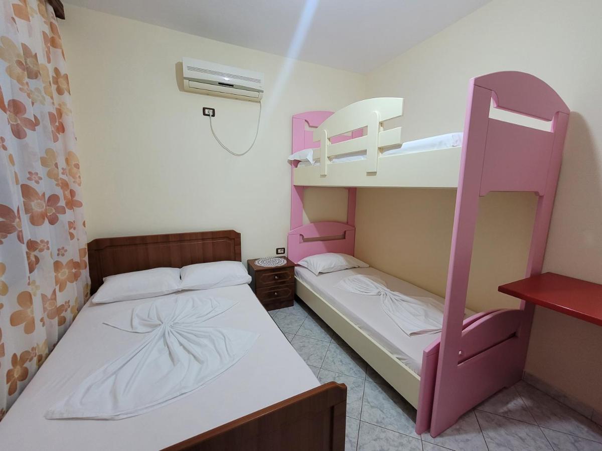 Petrefi Apartments Ksamil Exteriér fotografie