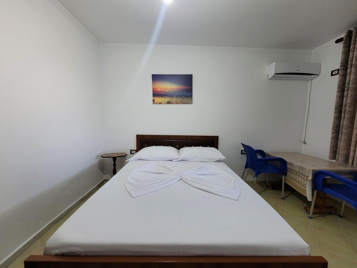 Petrefi Apartments Ksamil Exteriér fotografie