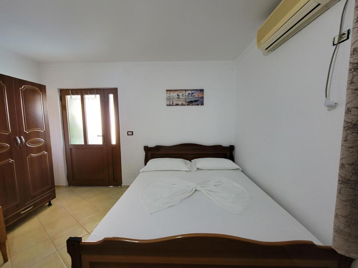 Petrefi Apartments Ksamil Exteriér fotografie