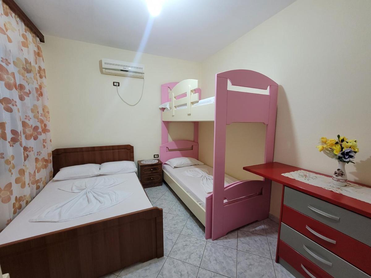 Petrefi Apartments Ksamil Exteriér fotografie