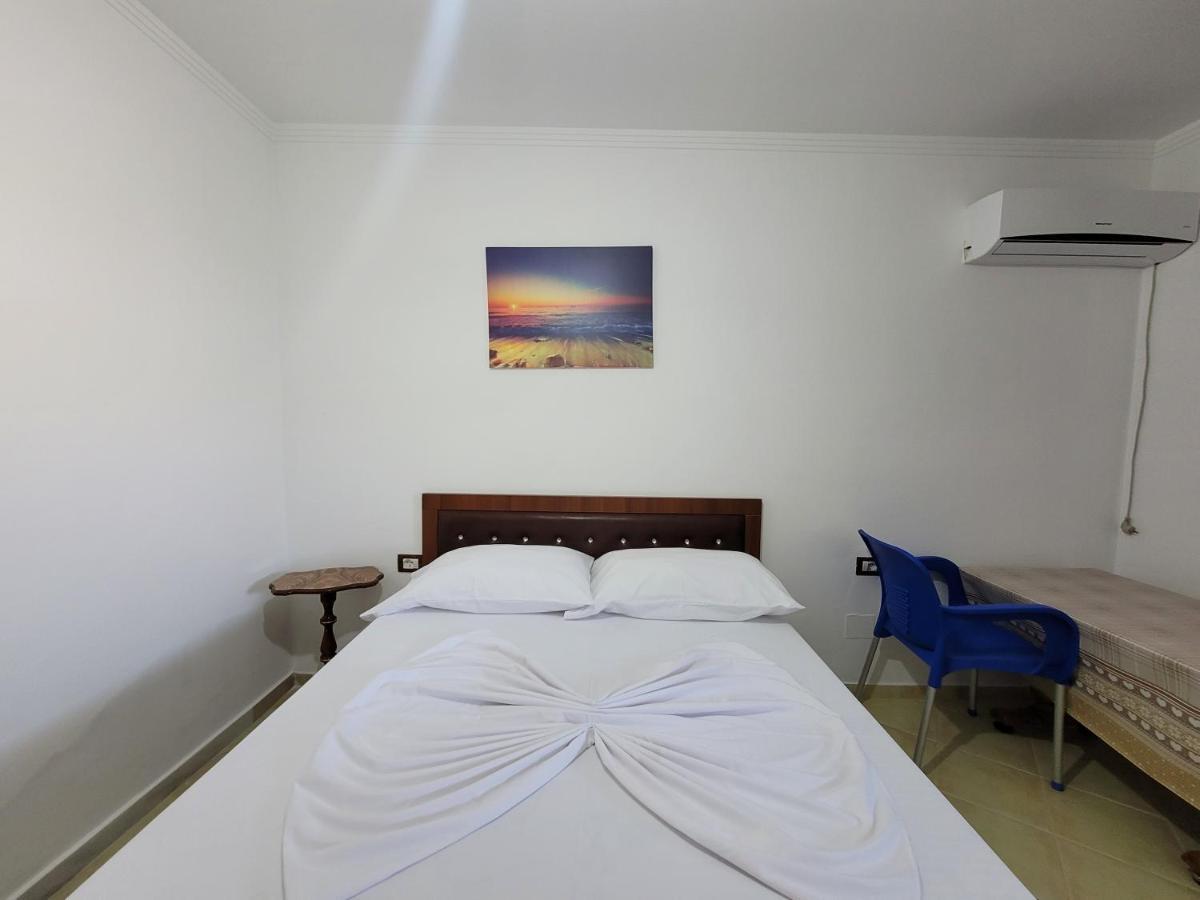 Petrefi Apartments Ksamil Exteriér fotografie