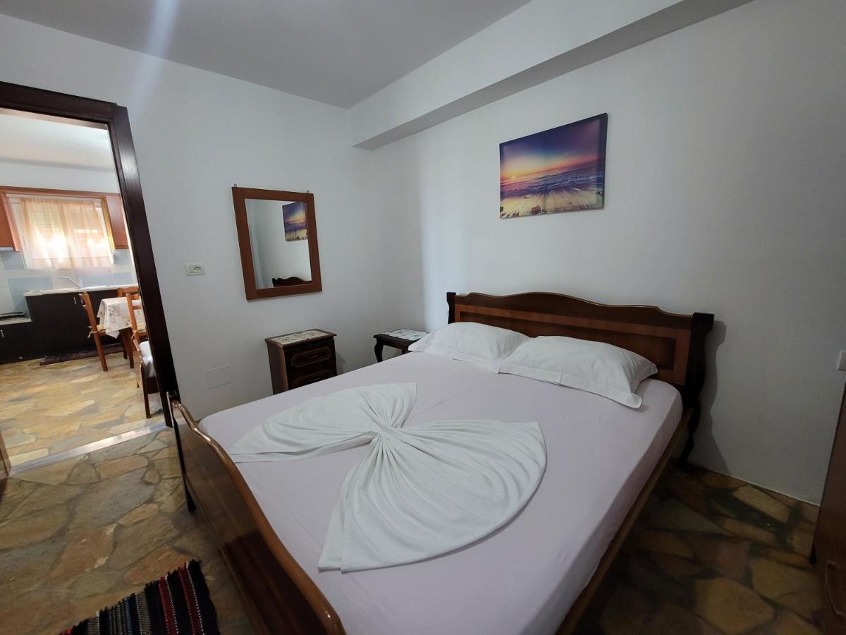 Petrefi Apartments Ksamil Exteriér fotografie
