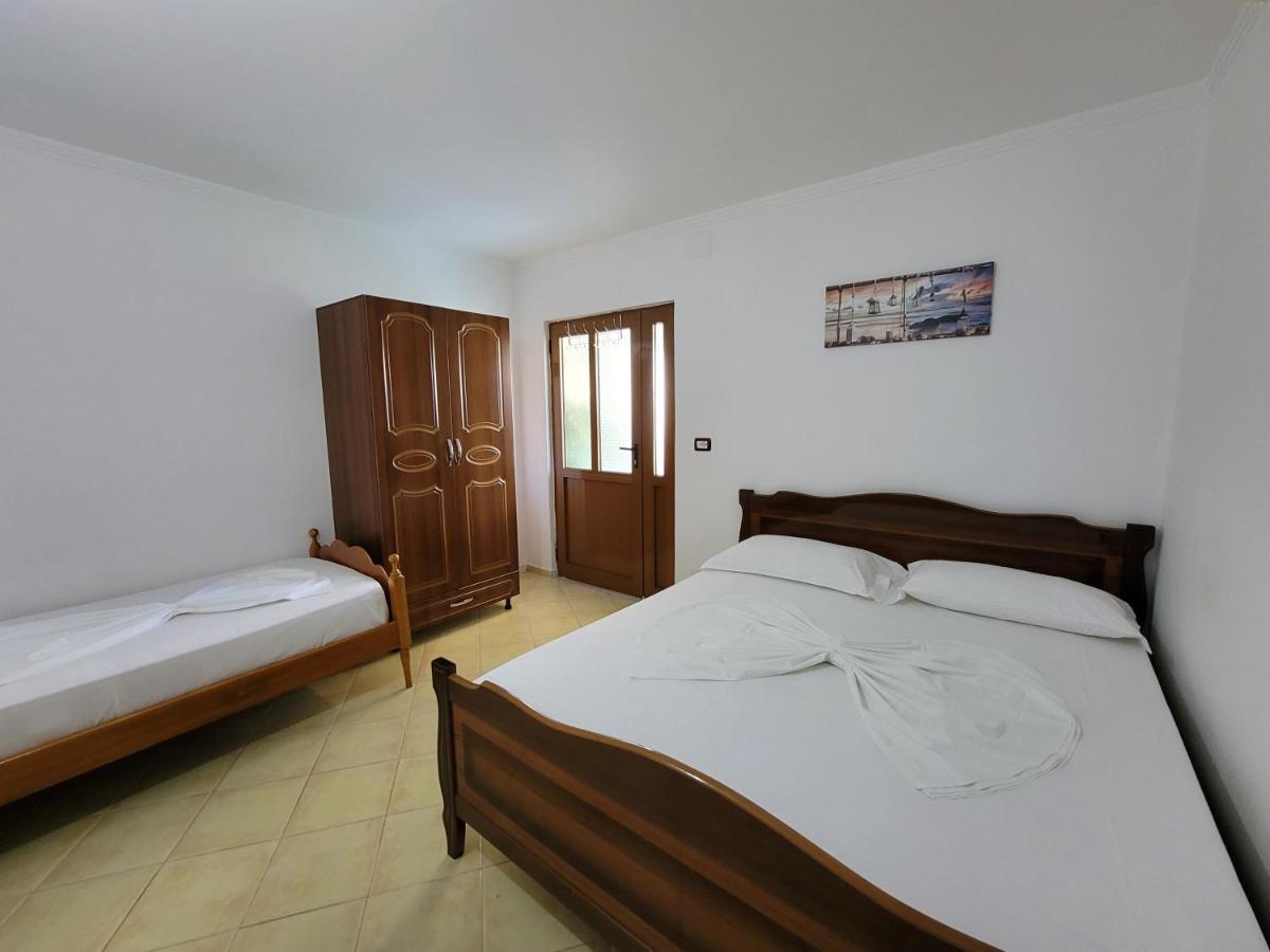 Petrefi Apartments Ksamil Exteriér fotografie