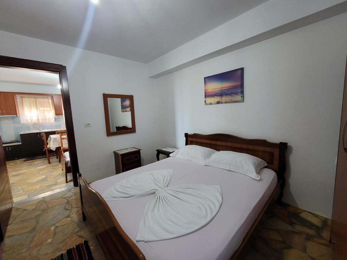 Petrefi Apartments Ksamil Exteriér fotografie