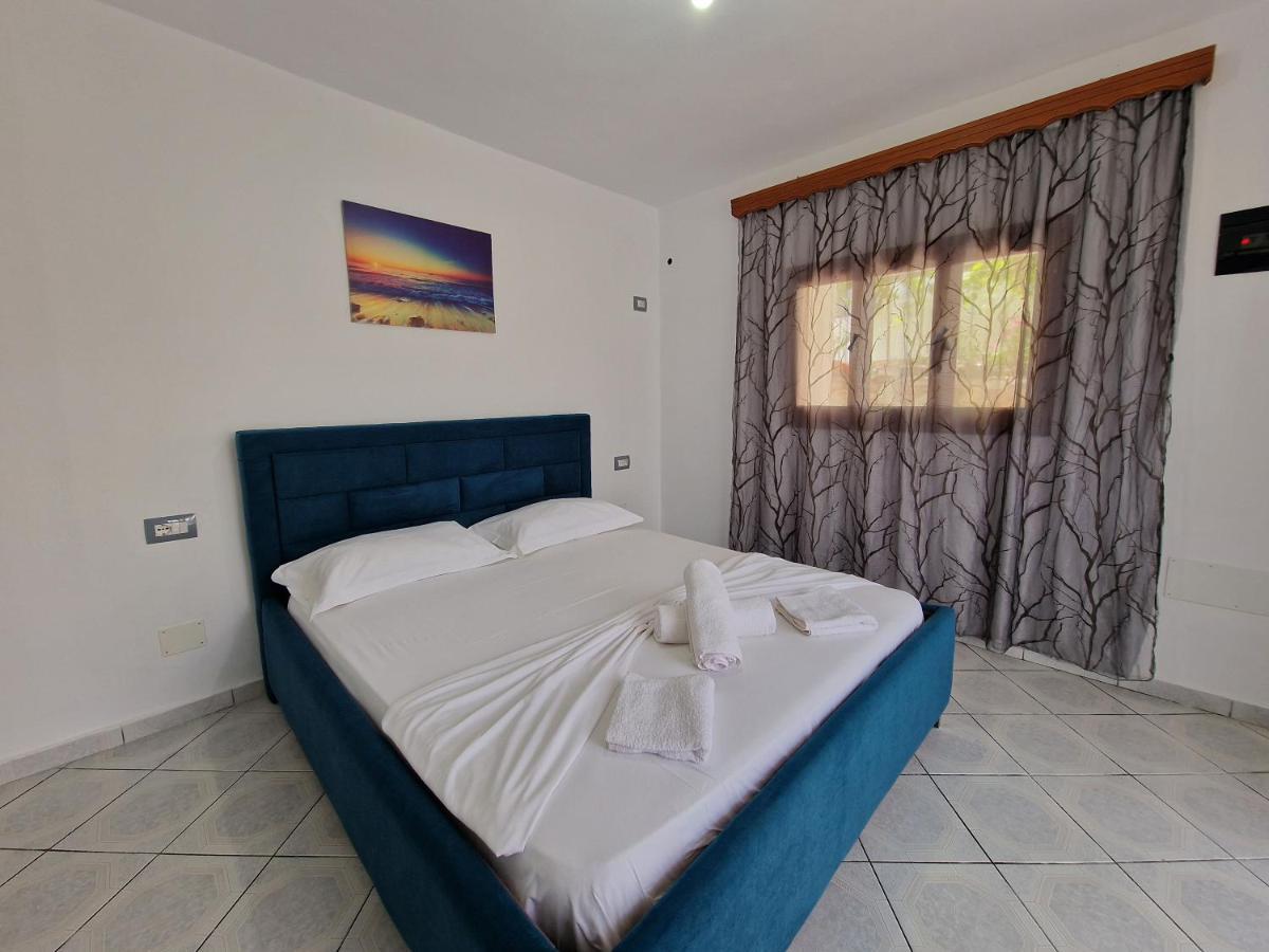 Petrefi Apartments Ksamil Exteriér fotografie